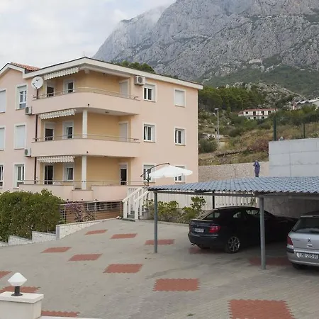 Apartments Damjanovic Makarska Exterior photo