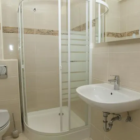 Apartments Damjanovic Makarska Room photo