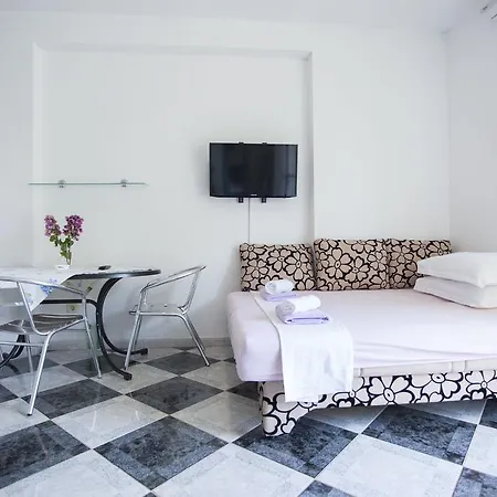 Apartments Damjanovic Makarska Exterior photo