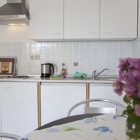 Apartments Damjanovic Makarska Exterior photo