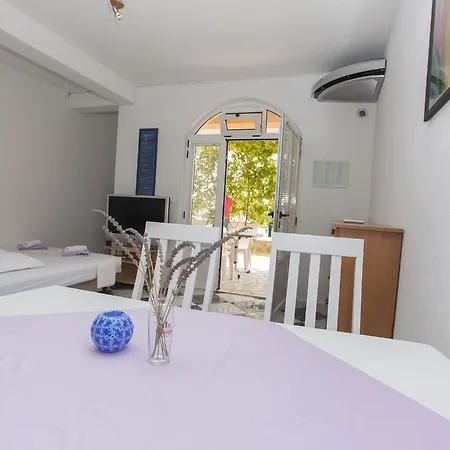Apartments Damjanovic Makarska Exterior photo