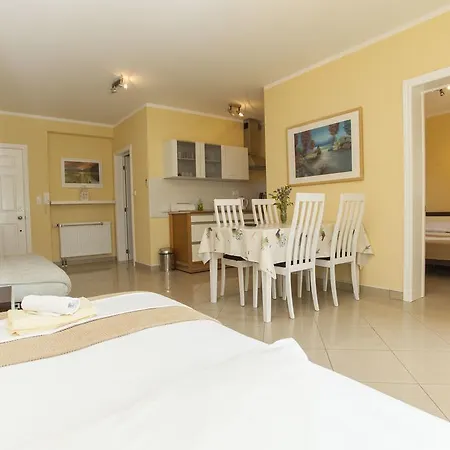 Apartments Damjanovic Makarska Exterior photo