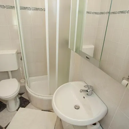 Apartments Damjanovic Makarska Exterior photo
