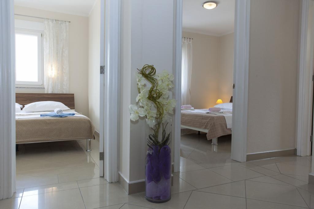 Damjanovic Apartamento Makarska