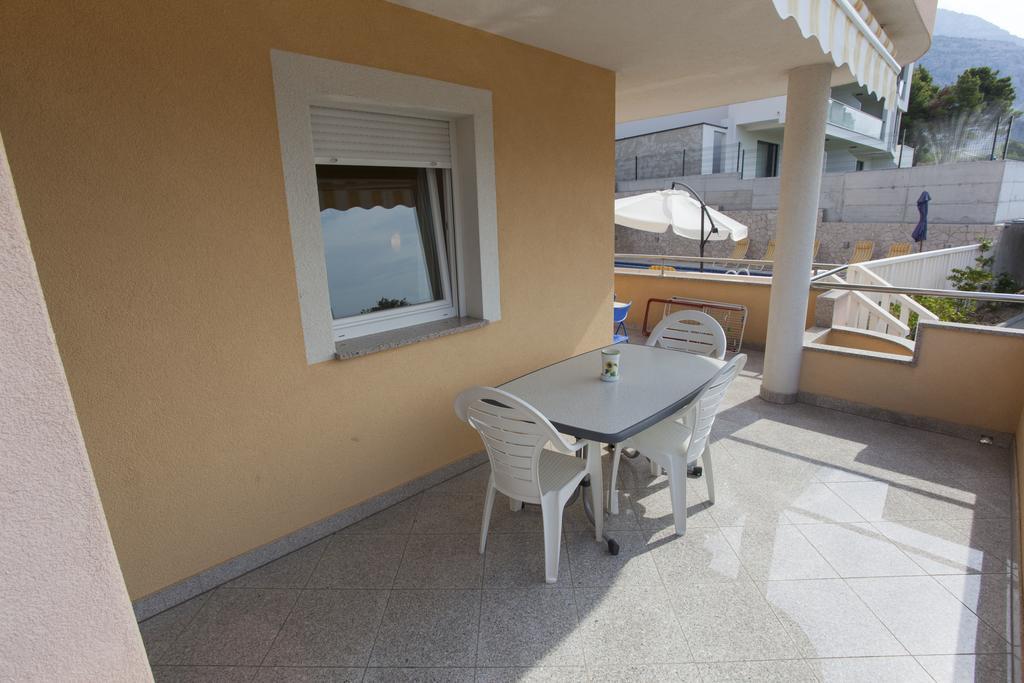 Damjanovic * Makarska