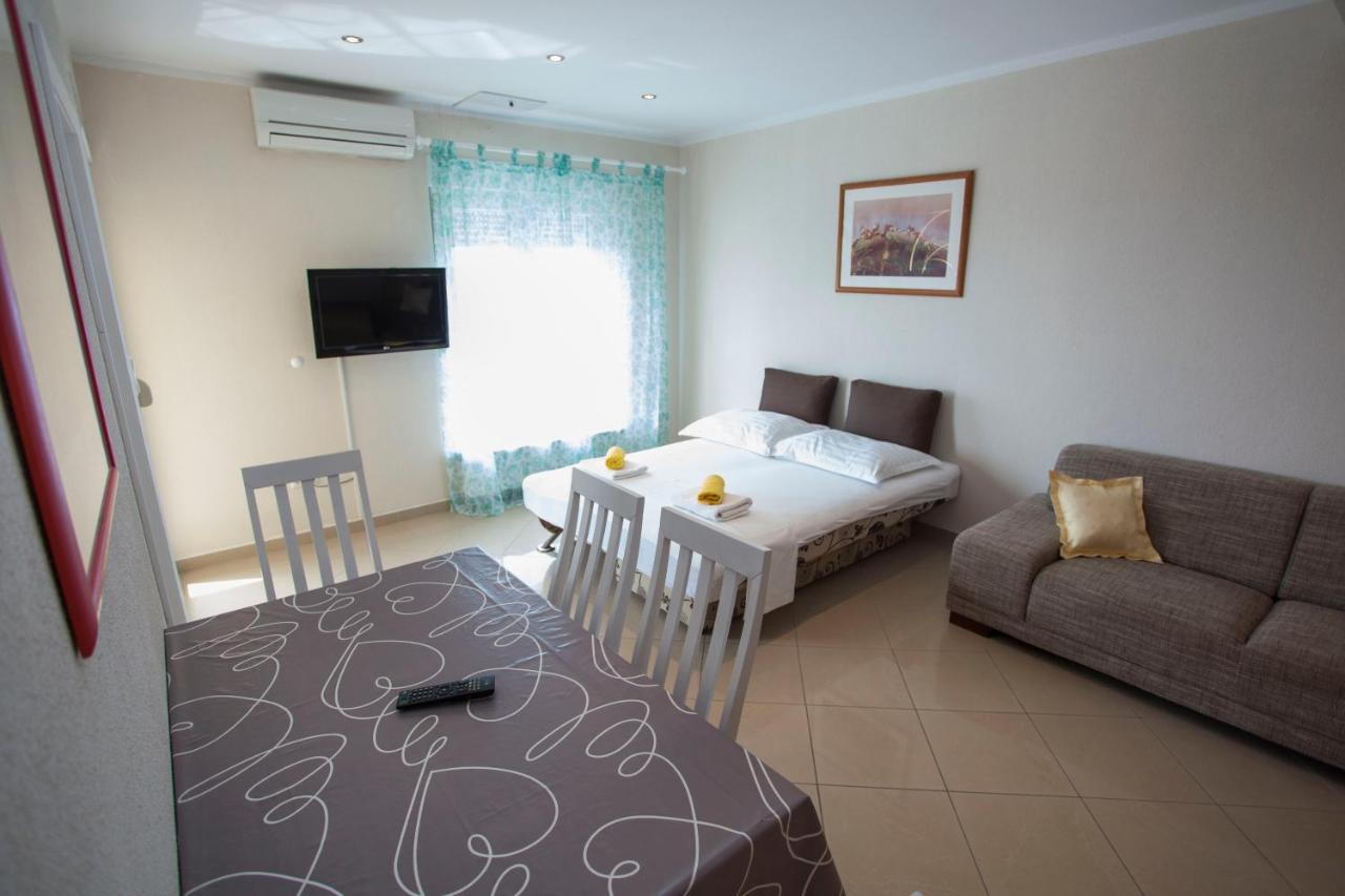 Damjanovic Apartamento Makarska
