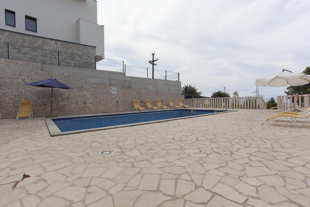 Damjanovic Apartment Makarska