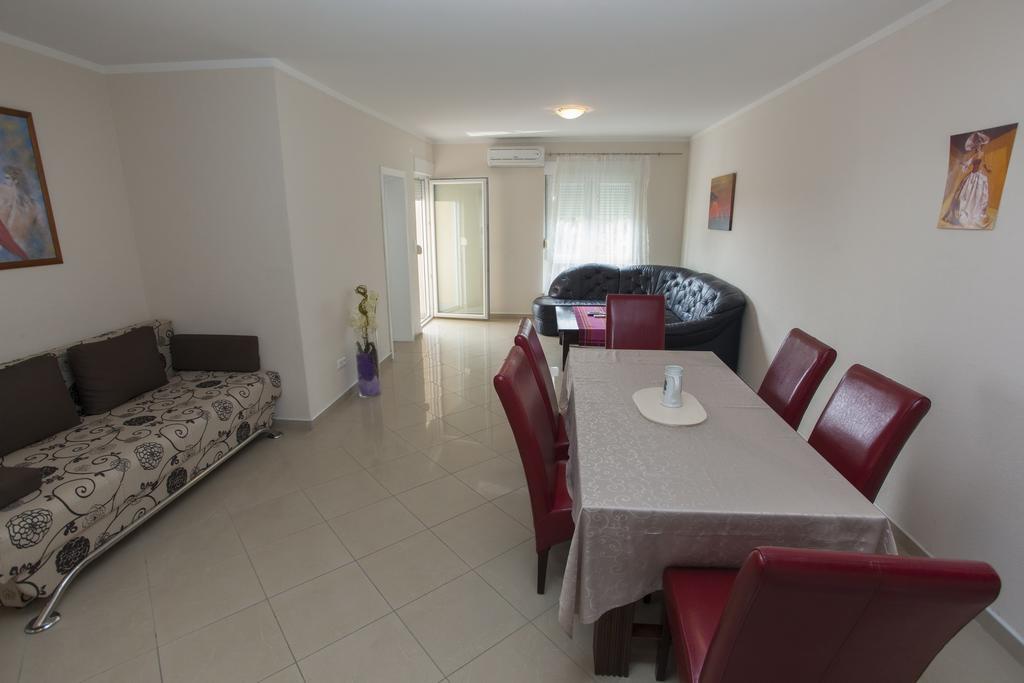Apartment Damjanovic