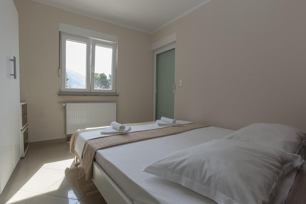 Damjanovic Apartment Makarska